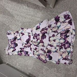 Sleeveless floral midi dress